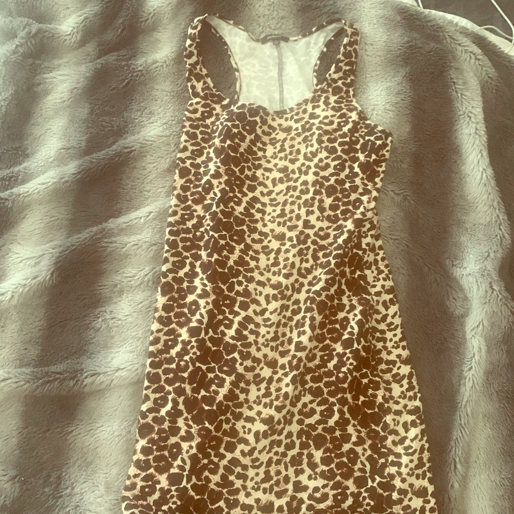 Bodycon leopard dress